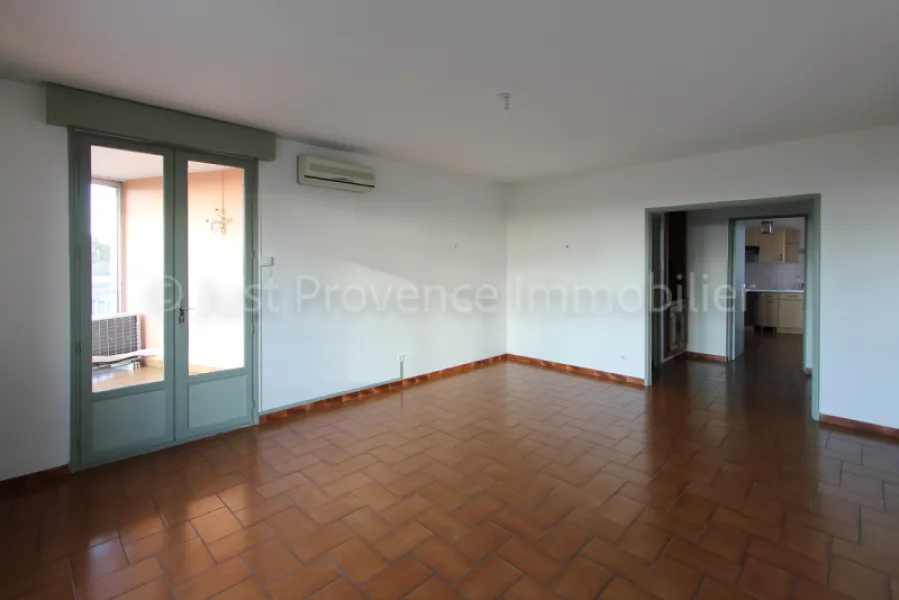 Carpentras, 2-bedroom apartment of 83.01m2