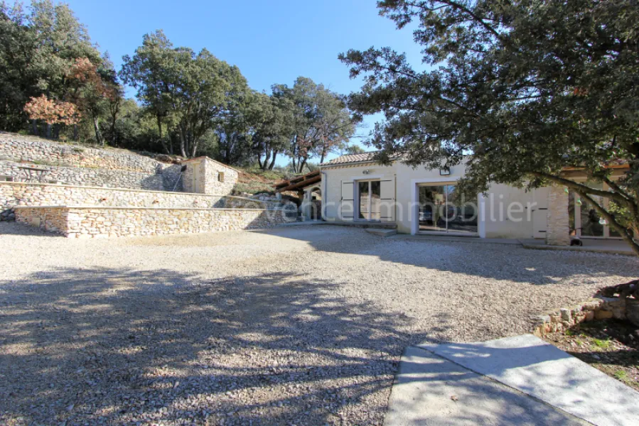 À vendre maison Méthamis 5 pièces 126.28 m2 avec piscine et garage