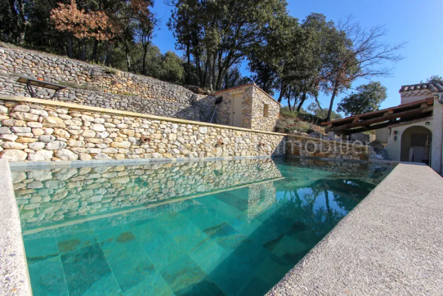 À vendre maison Méthamis 5 pièces 126.28 m2 avec piscine et garage