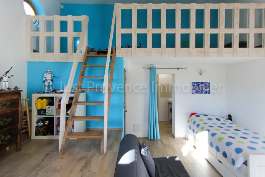 À vendre maison Méthamis 5 pièces 126.28 m2 avec piscine et garage