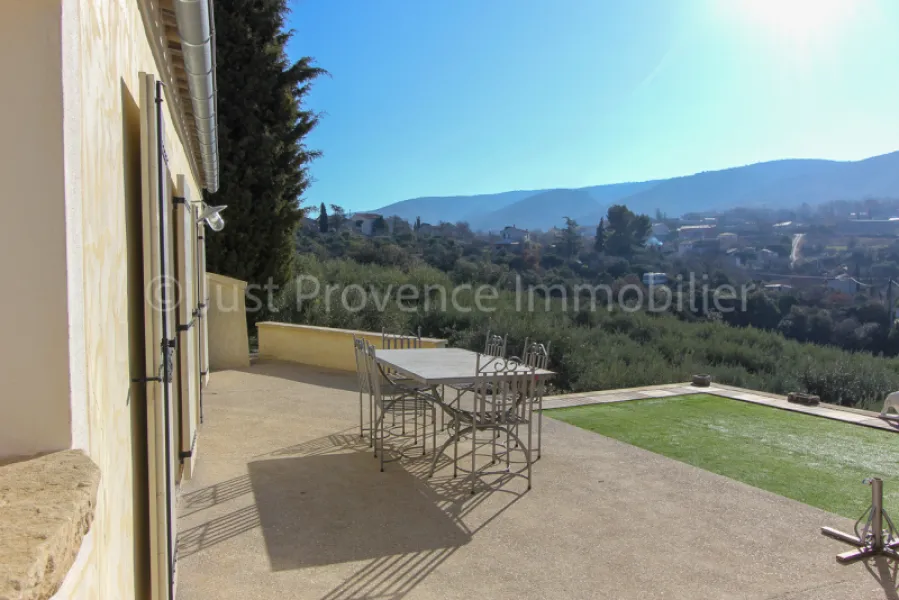 À vendre maison Méthamis 5 pièces 126.28 m2 avec piscine et garage