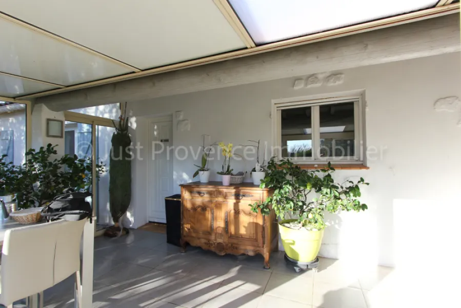 Maison Mazan 5 pièces 123 m2 avec vue sur le Ventoux sur 1172 m² de terrain.