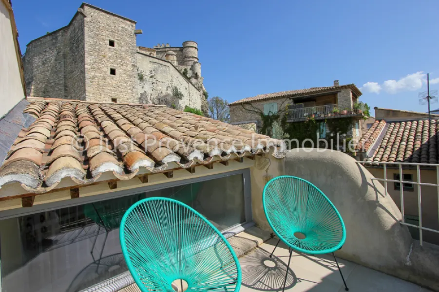 House in Le Barroux, 8 rooms, 161.84 m2 with terraces and garden