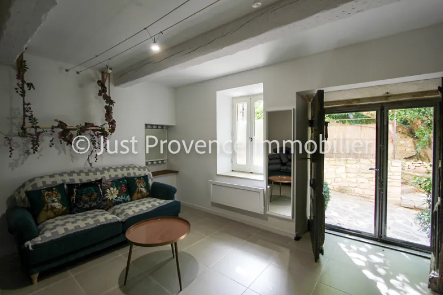 Maison Le Barroux 8 pièces 161.84 m2 avec terrasses et jardin