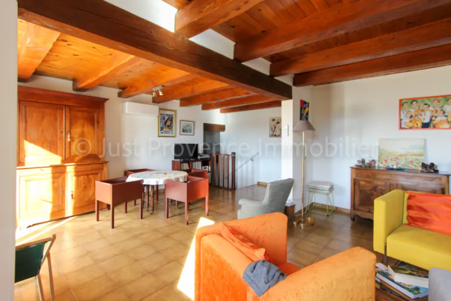 Caromb house, 6 rooms, 175 m2