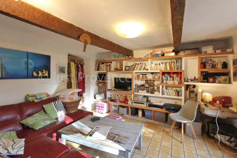 Bedoin Mas, 8 rooms on 10484 sqm of land