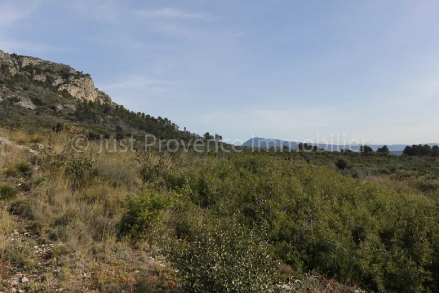 Vente maison Saint Hippolyte Le Graveyron 6 pièces avec superbe vue.