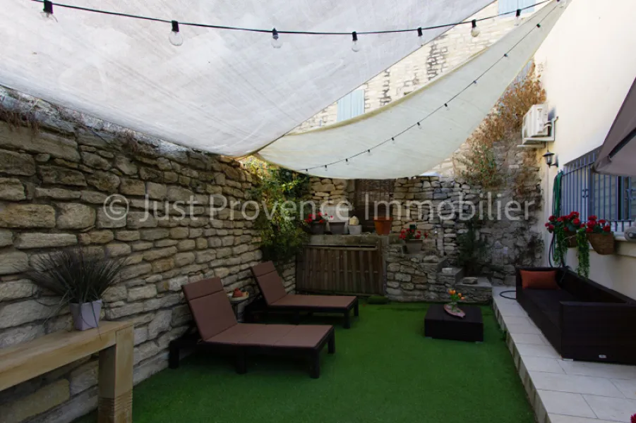 Caromb House, 4 rooms